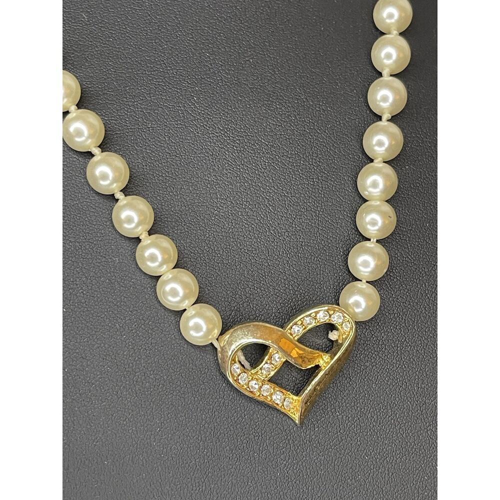 Vintage Cream Glass Beaded Pearl and Diamanté Love Heart Necklace Gold Tone